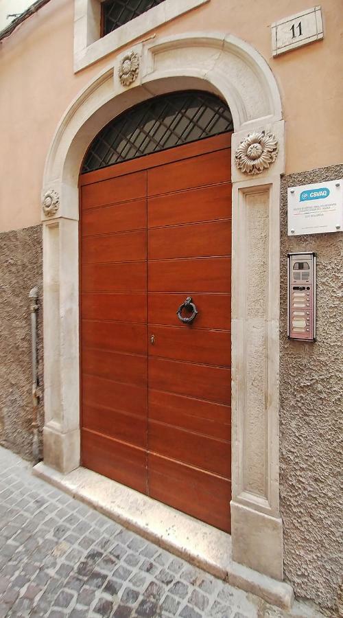 La finestra Sulmò Apartamento Sulmona Exterior foto